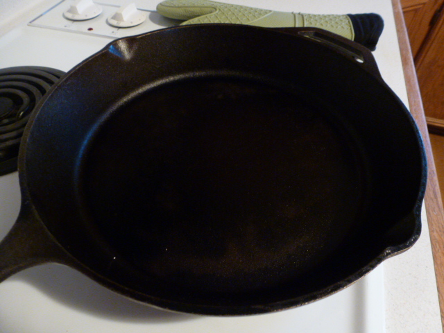 Curing an Iron Pot (3)