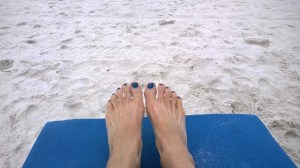 17 Toes on the Beach